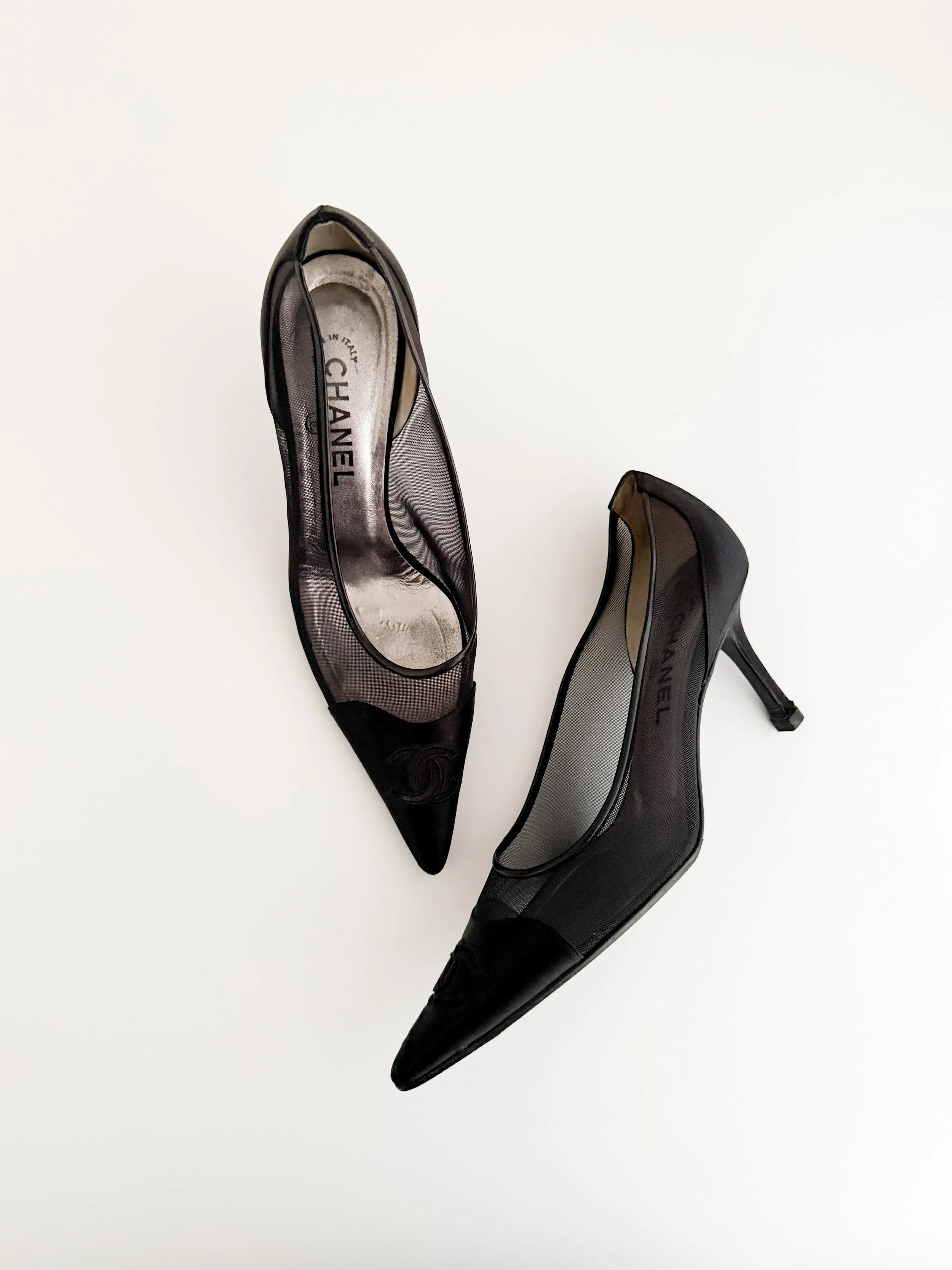 Prada 2000's Beaded Bow Sandal Heels (US 10.5 / IT 40.5) — sororité.